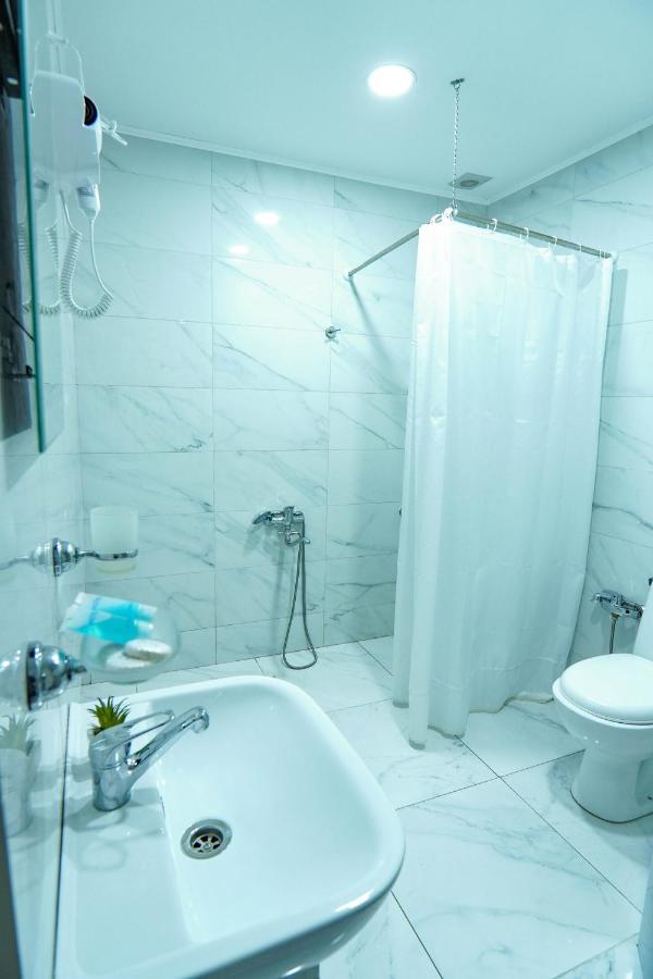 Check-In Hotel Tbilisi Luaran gambar
