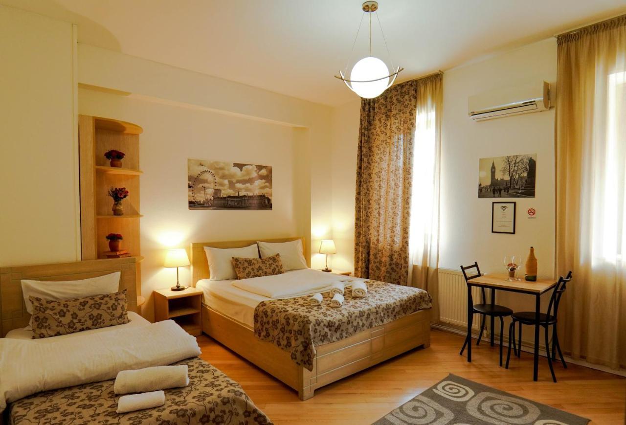 Check-In Hotel Tbilisi Luaran gambar