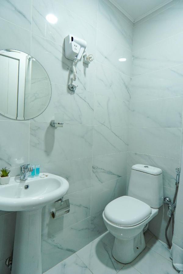 Check-In Hotel Tbilisi Luaran gambar