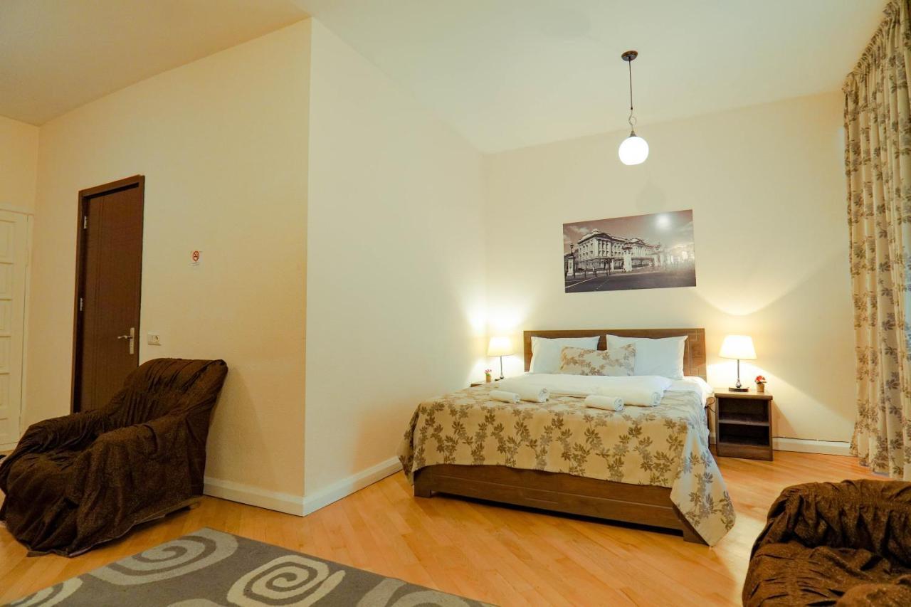 Check-In Hotel Tbilisi Luaran gambar