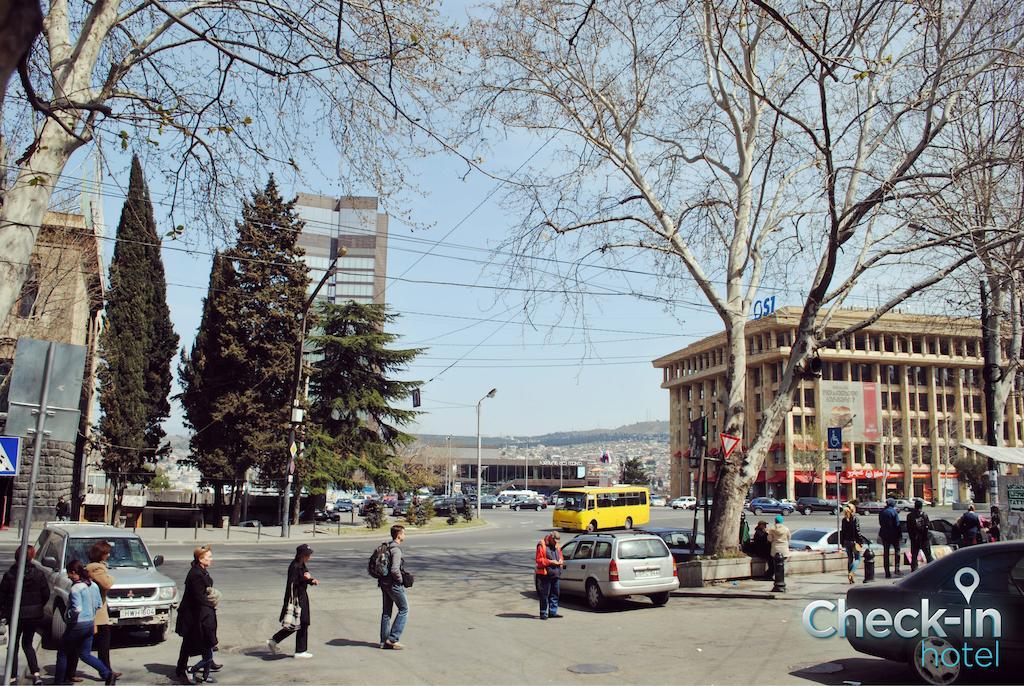 Check-In Hotel Tbilisi Luaran gambar